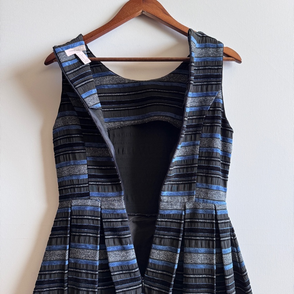 Forever 21 Blue & Black Striped Sleeveless Fit and Flare Pleated Dress Size XS - Picture 8 of 12